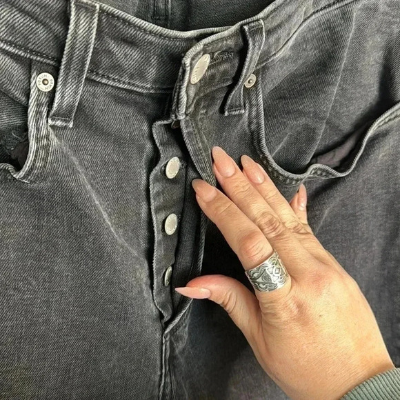 Denim Forum Aritzia The Yoko High Rise Slim Size 32 Button Fly Distressed - Picture 7 of 12